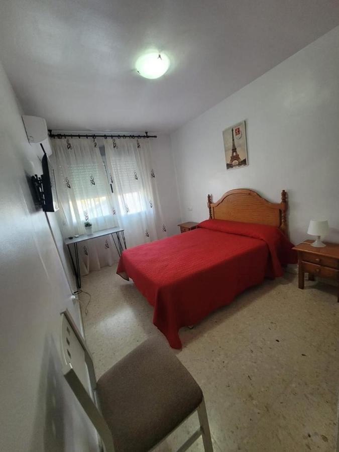 Hostal Mediterraneo Torre Del Mar Esterno foto