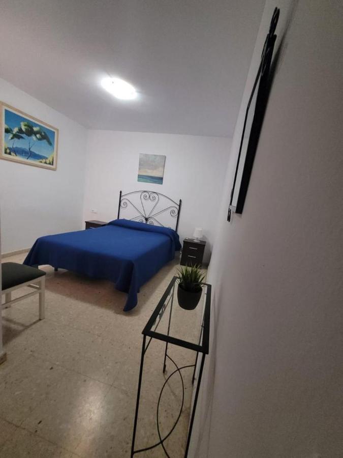 Hostal Mediterraneo Torre Del Mar Esterno foto