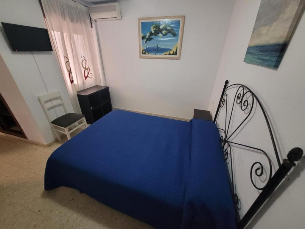 Hostal Mediterraneo Torre Del Mar Esterno foto