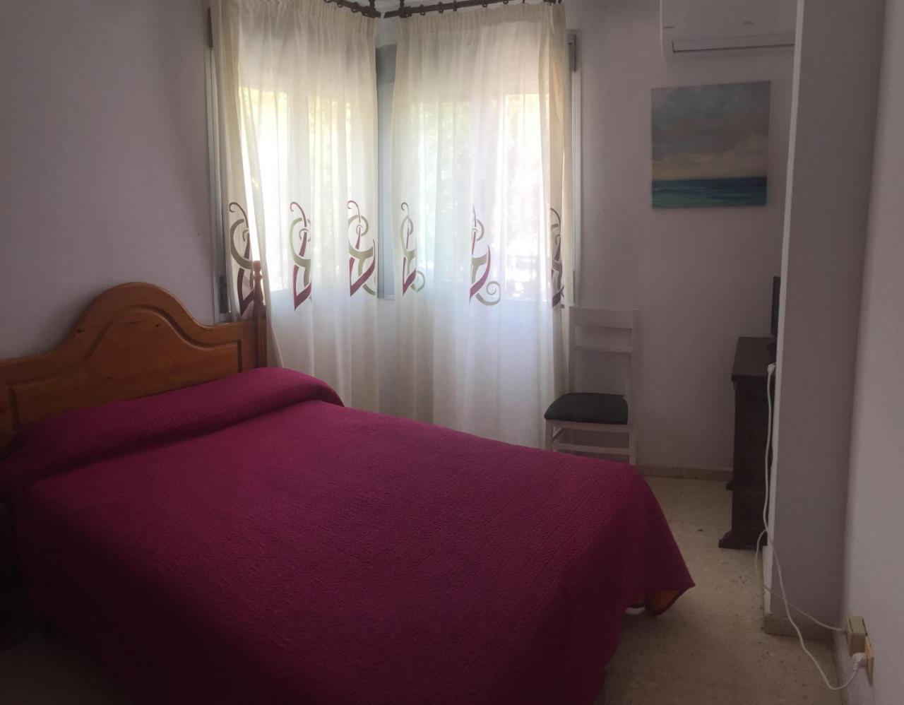 Hostal Mediterraneo Torre Del Mar Esterno foto